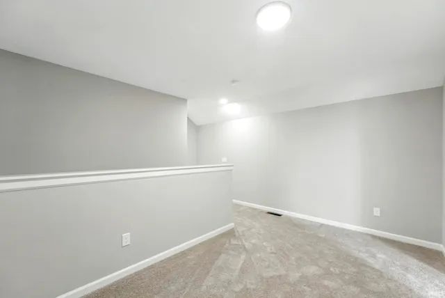 $384,900 | 4819 Windrow Way, Fort Wayne, IN 46818