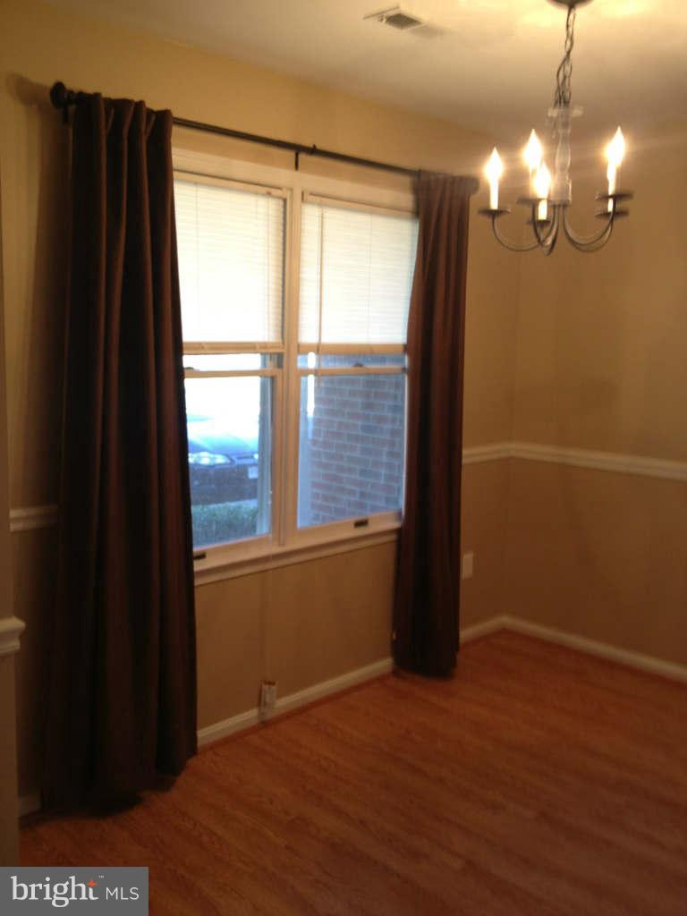 108 Freemans Ford Road Remington, VA 22734 - Photo 2 of 10 Dining Room