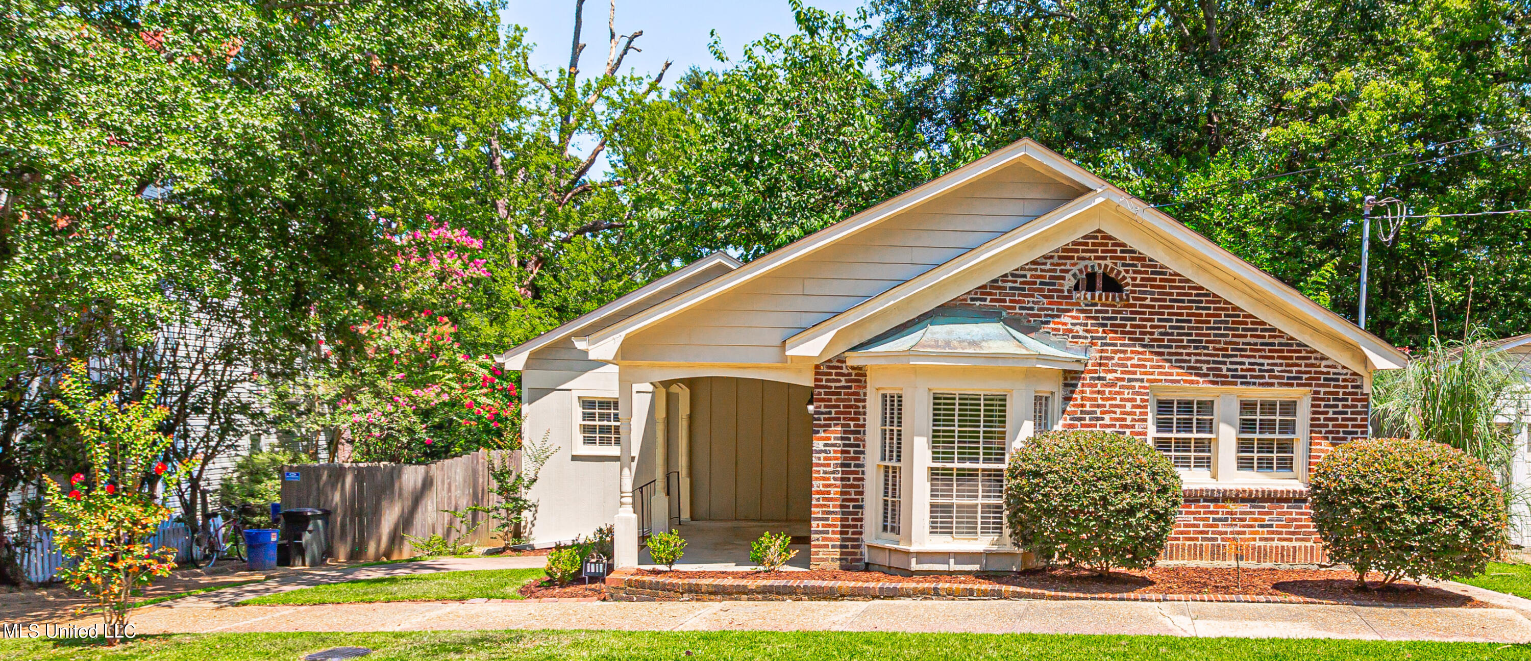 1710 Pine Street Jackson, MS 39202 - Photo 1 of 35 1710 Pine Street