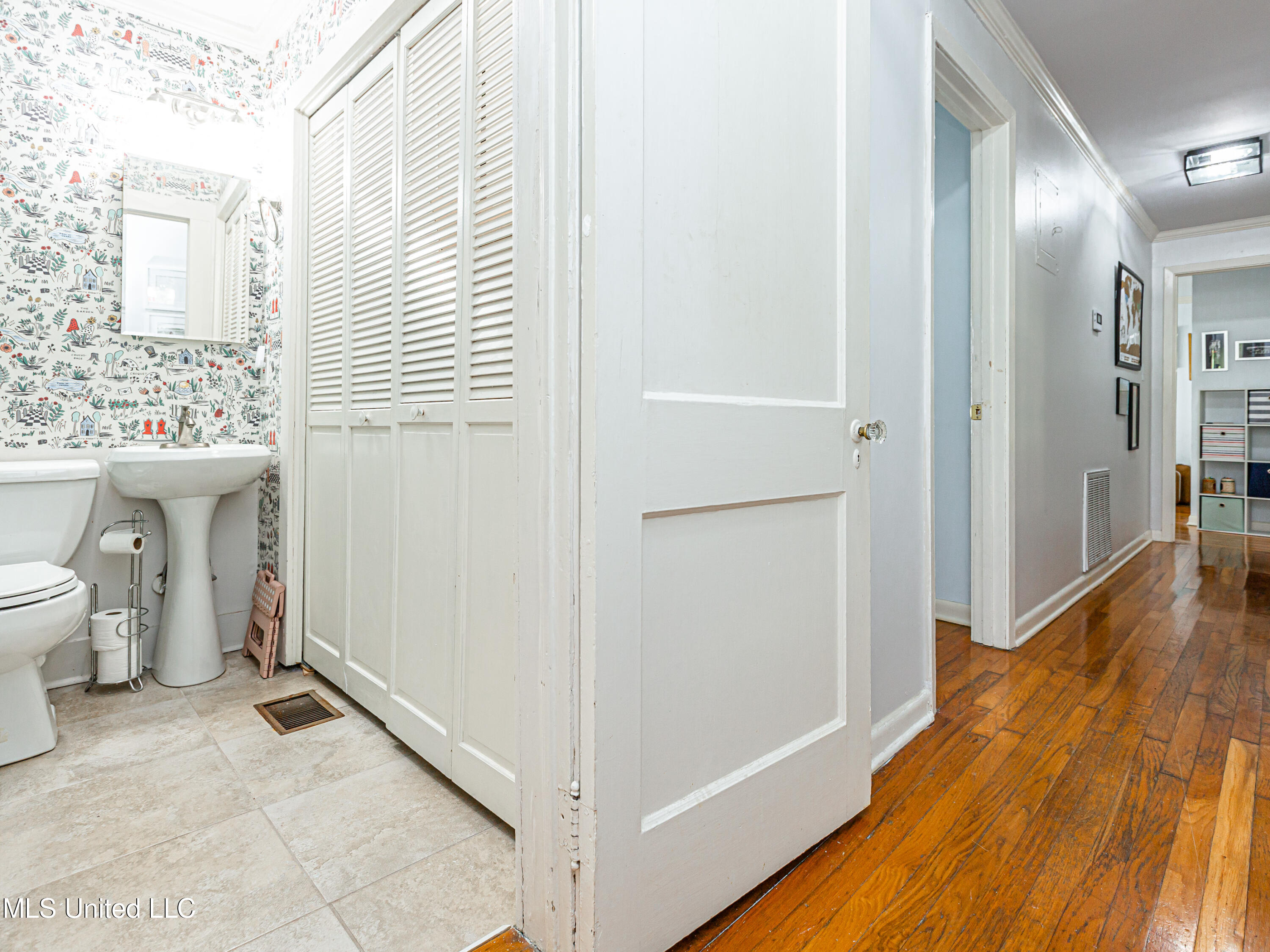 1710 Pine Street Jackson, MS 39202 - Photo 16 of 35 V63A6187