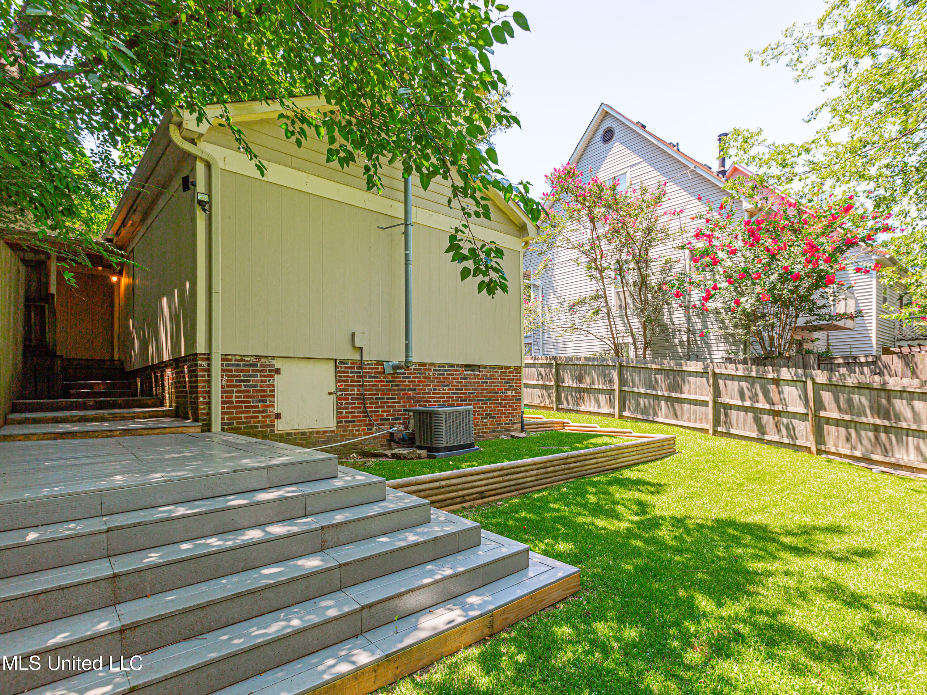 1710 Pine Street Jackson, MS 39202 - Photo 34 of 35 V63A6162