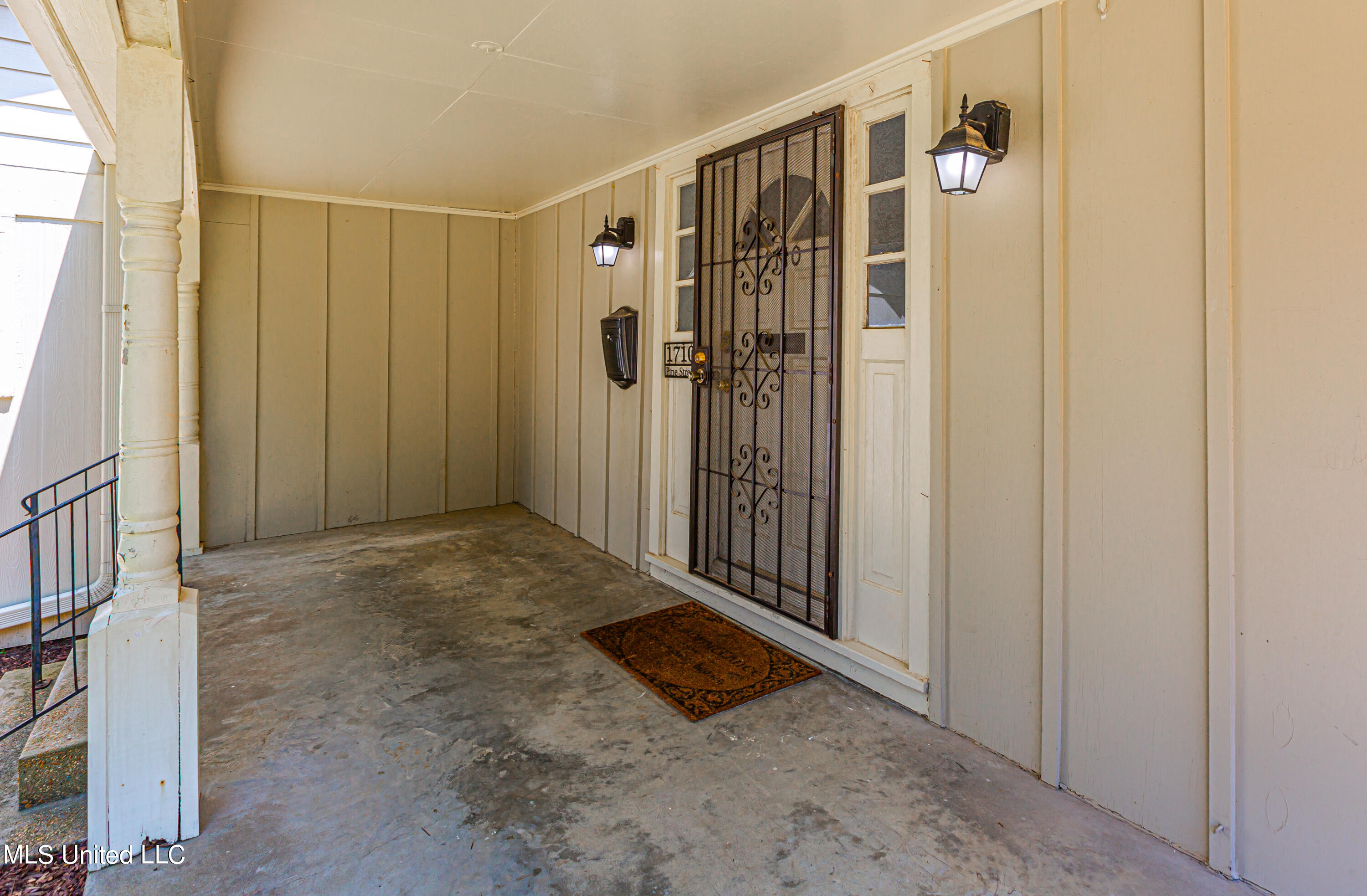 1710 Pine Street Jackson, MS 39202 - Photo 4 of 35 V63A6169