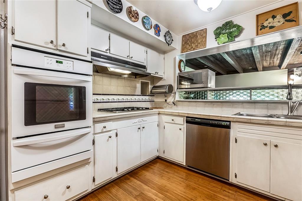 1703 Haring Road Metairie, LA 70001 - Photo 8 of 25 Gallery Image 8