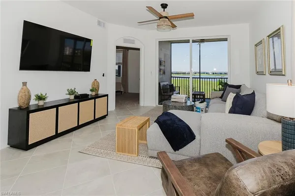 $6,295 | 5651 Double Eagle Circle, Unit 4328, Immokalee, FL 34142