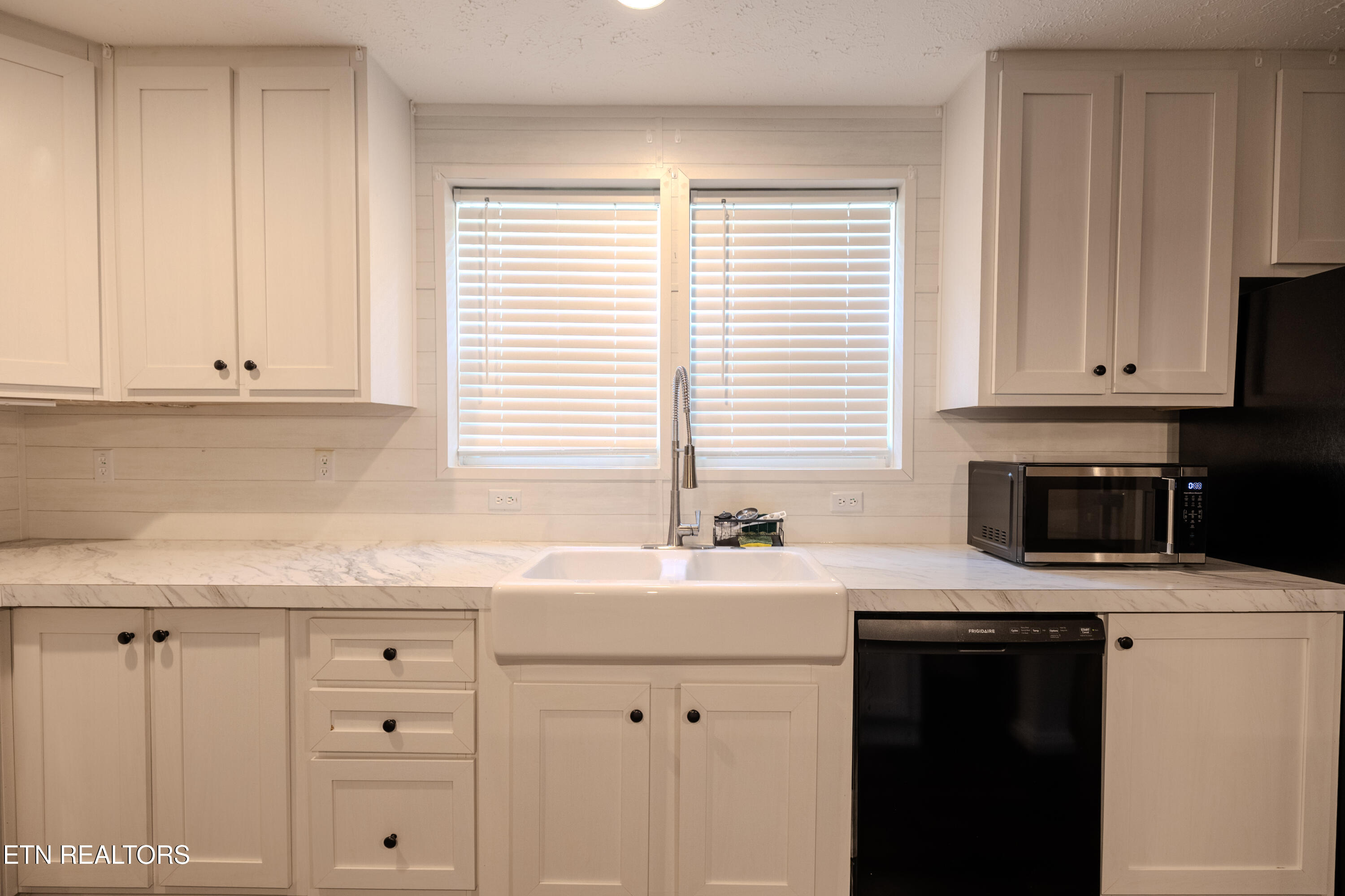 848 Black Mountain Road Dunlap, TN 37327 - Photo 16 of 32 Rylanmedia-16