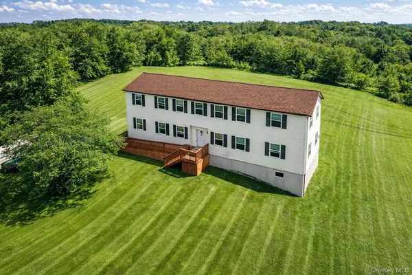 $1,800 | 69 Old Unionville Road, Unit 4, Wallkill, NY 12589