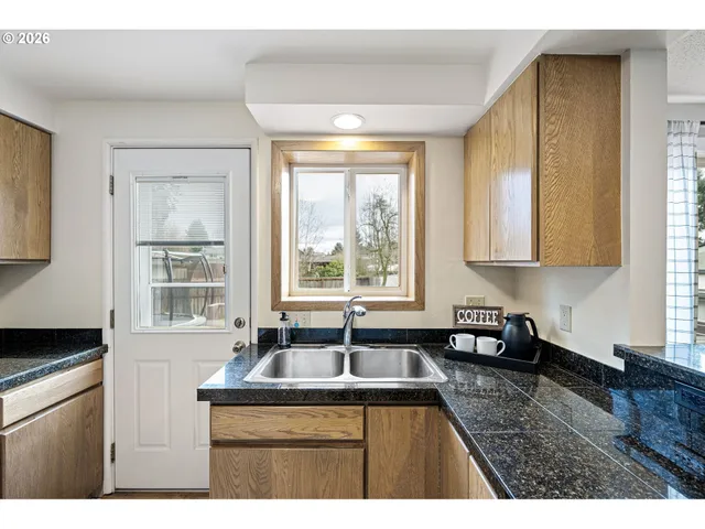 $550,000 | 4795 Thunderbird Street, Eugene, OR 97404