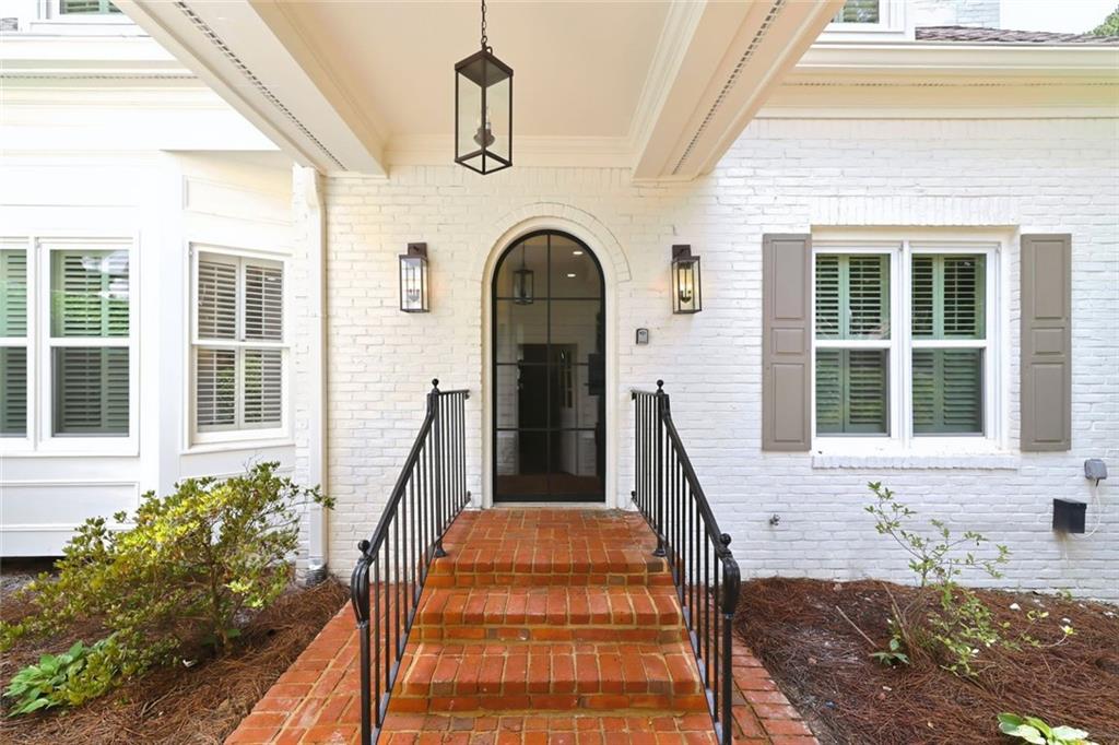 5348 Greenland Road Northeast Sandy Springs, GA 30342 - Photo 7 of 74