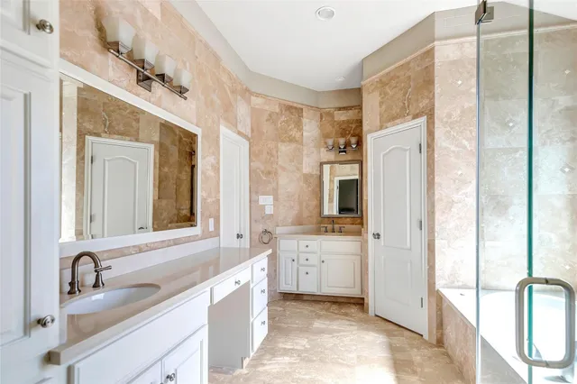 $4,400 | 135 Low Country Lane, The Woodlands, TX 77380