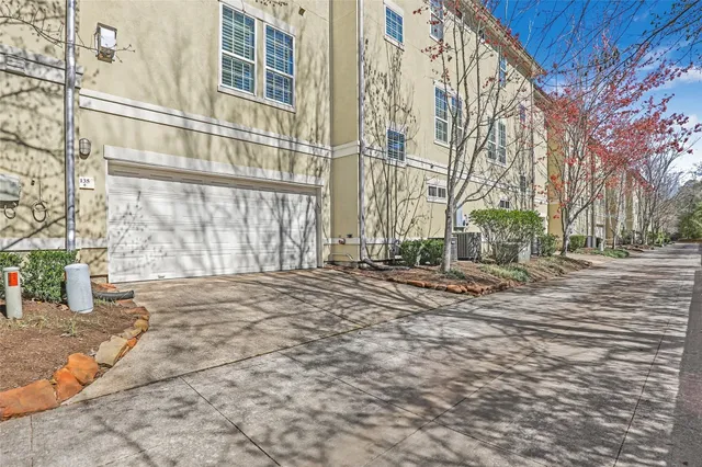 $4,400 | 135 Low Country Lane, The Woodlands, TX 77380