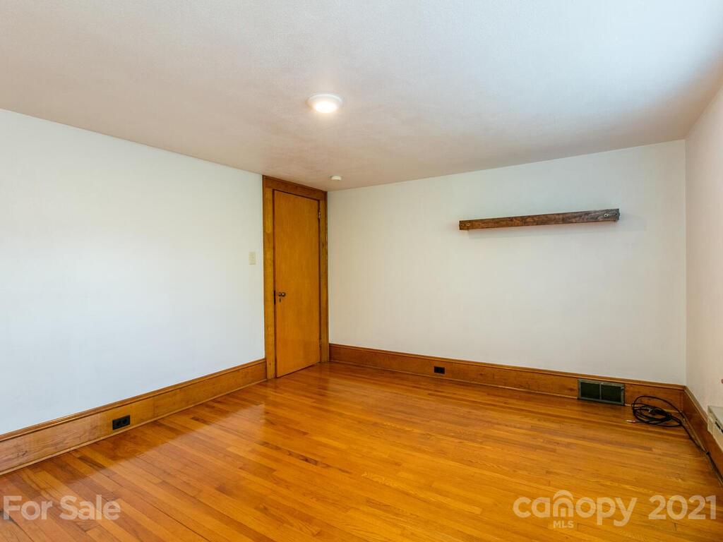 1678 Old Clyde Road Clyde, NC 28721 - Photo 22 of 42