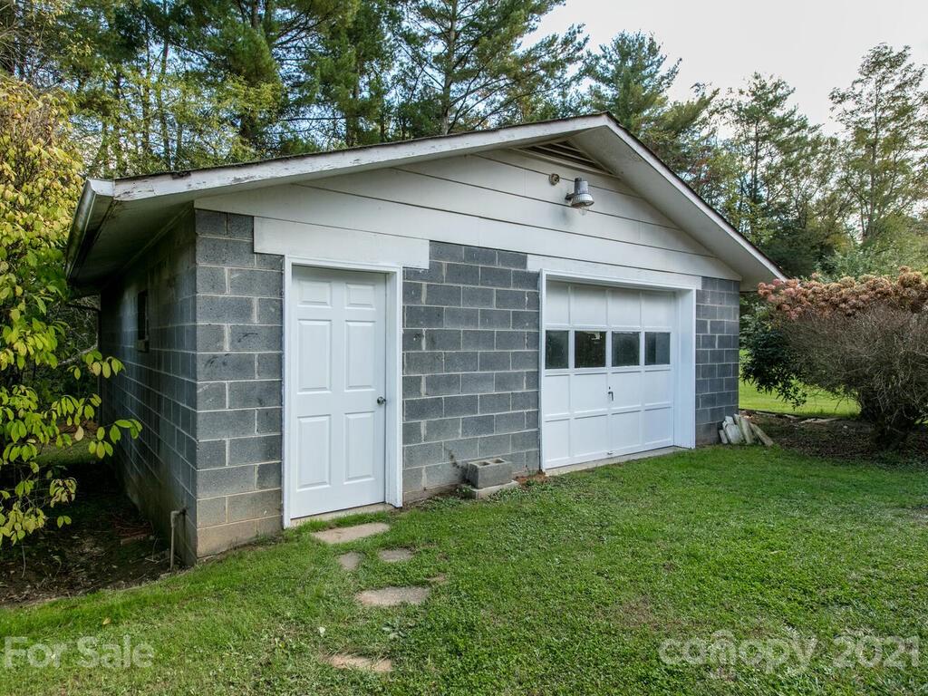 1678 Old Clyde Road Clyde, NC 28721 - Photo 40 of 42