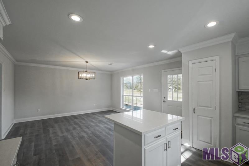 29950 Bankston Road South Albany, LA 70711 - Photo 6 of 26 Gallery Image 6