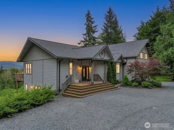 $995,000 | 22109 161st Avenue East, Graham, WA 98338