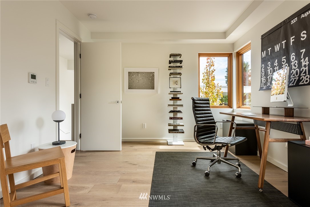 820 26th Avenue Seattle, WA 98122 - Photo 24 of 36