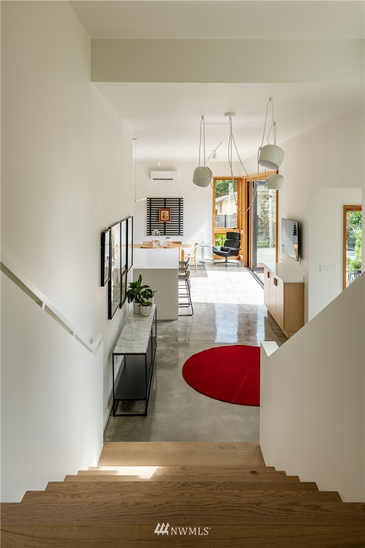 820 26th Avenue Seattle, WA 98122 - Photo 26 of 36