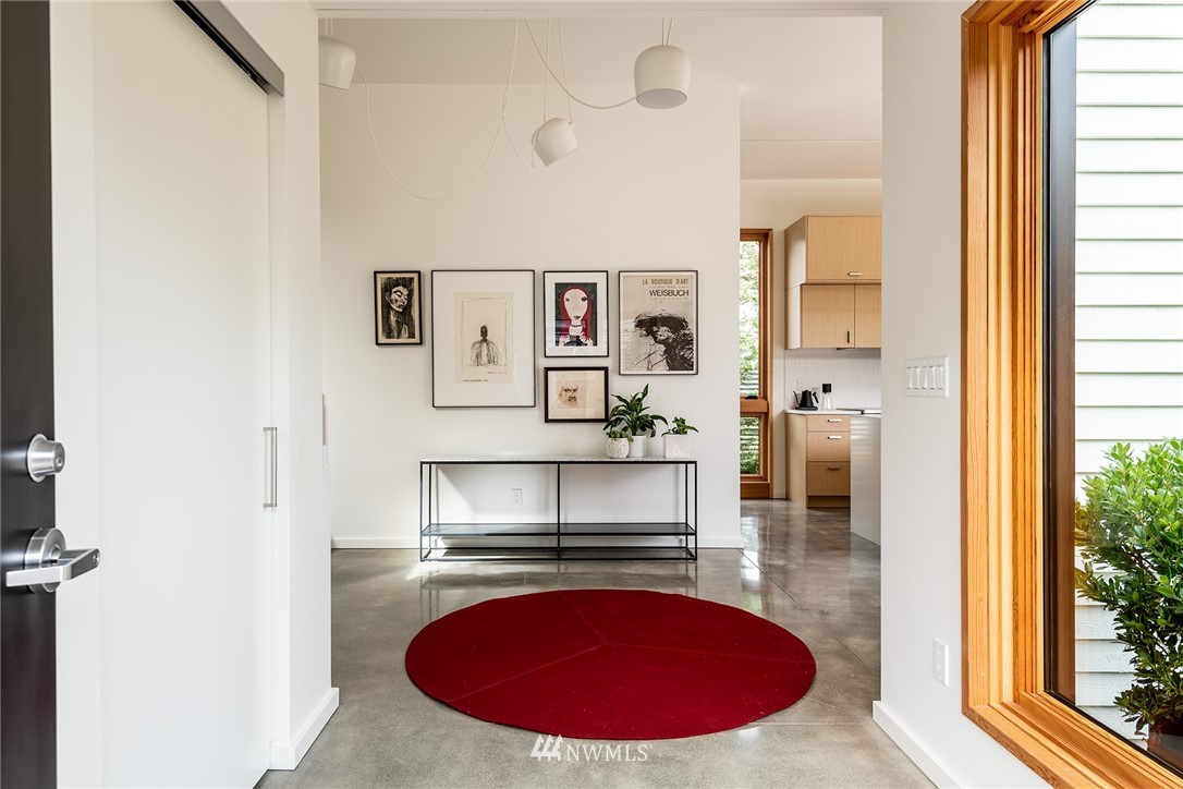 820 26th Avenue Seattle, WA 98122 - Photo 5 of 36