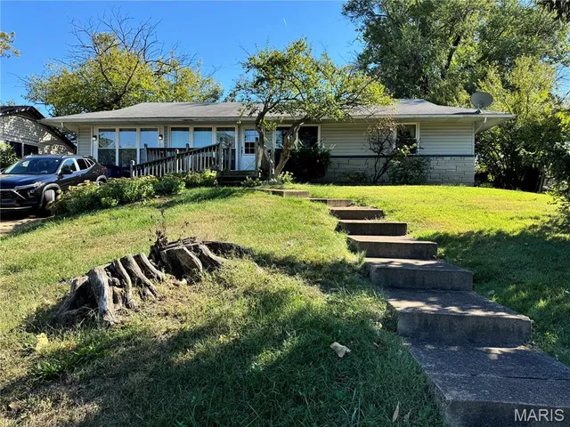 $195,000 | 740 Montego Drive, Crestwood, MO 63126