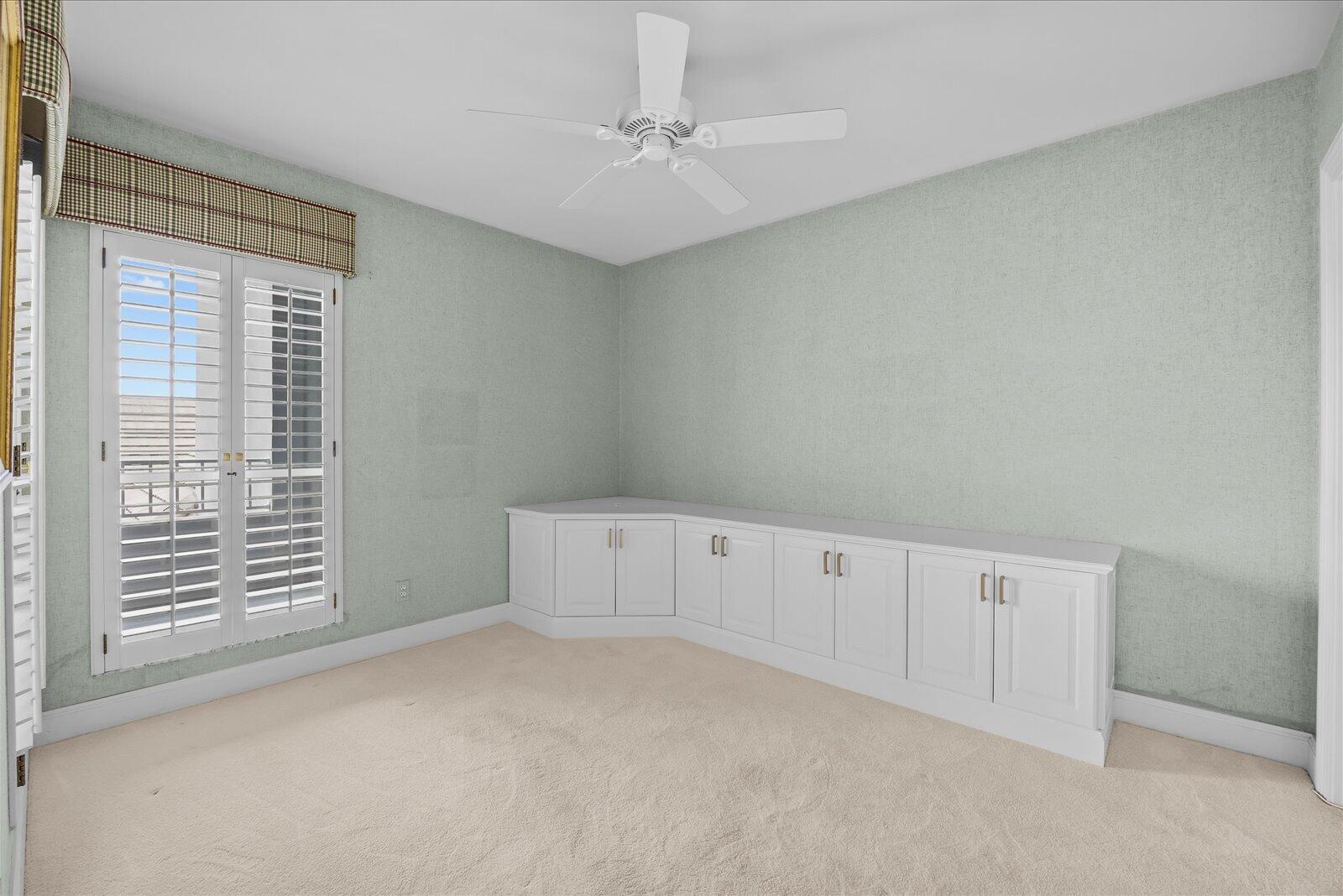 1903 Bay Road, Unit 206 Vero Beach, FL 32963 - Photo 10 of 31 1000004658