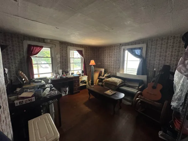 $250,000 | 6982 Main Street, Readsboro, VT 05350