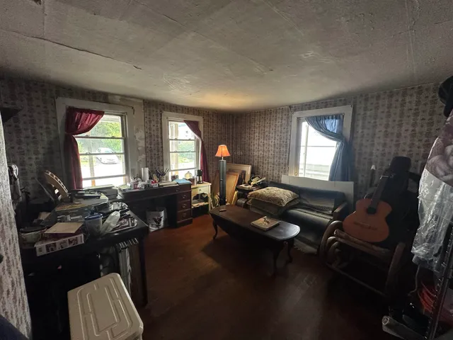 $250,000 | 6982 Main Street, Readsboro, VT 05350