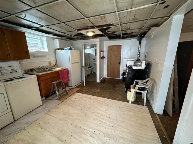 $250,000 | 6982 Main Street, Readsboro, VT 05350