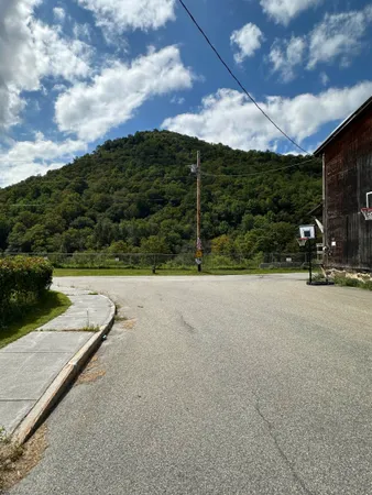 $250,000 | 6982 Main Street, Readsboro, VT 05350