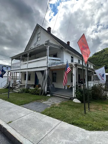 $250,000 | 6982 Main Street, Readsboro, VT 05350