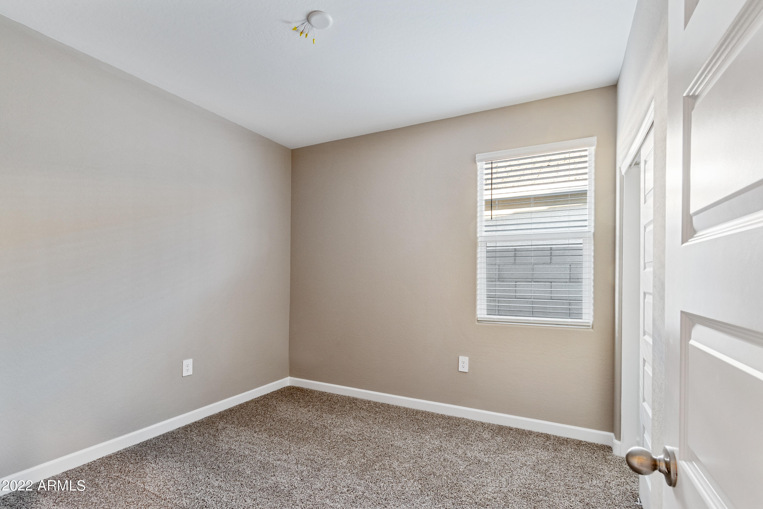 24093 West Zak Road Buckeye, AZ 85326 - Photo 11 of 52 3743_Cardinal_Desert Moon_Buckeye_AZ_DRH