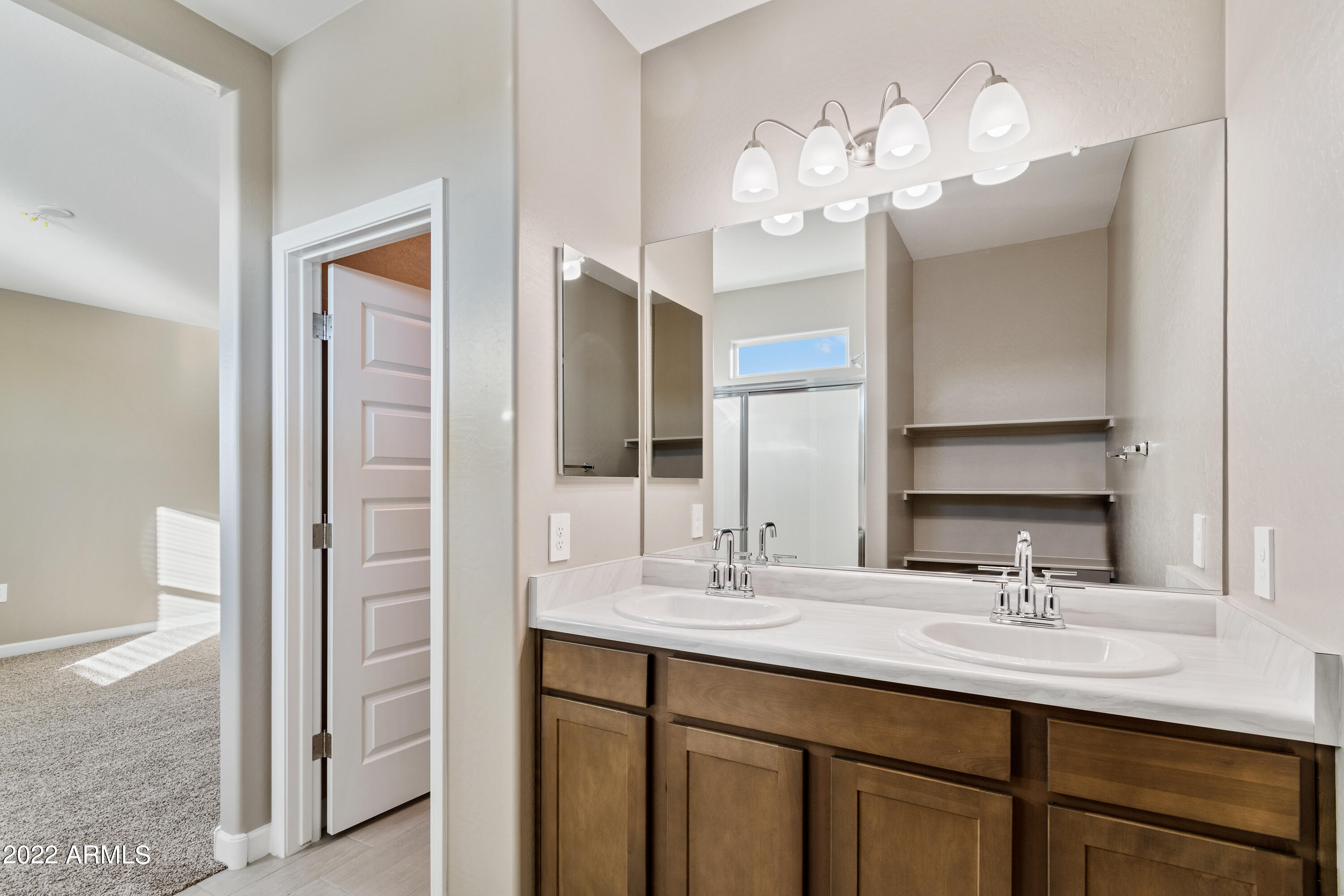 24093 West Zak Road Buckeye, AZ 85326 - Photo 5 of 52 3743_Cardinal_Desert Moon_Buckeye_AZ_DRH