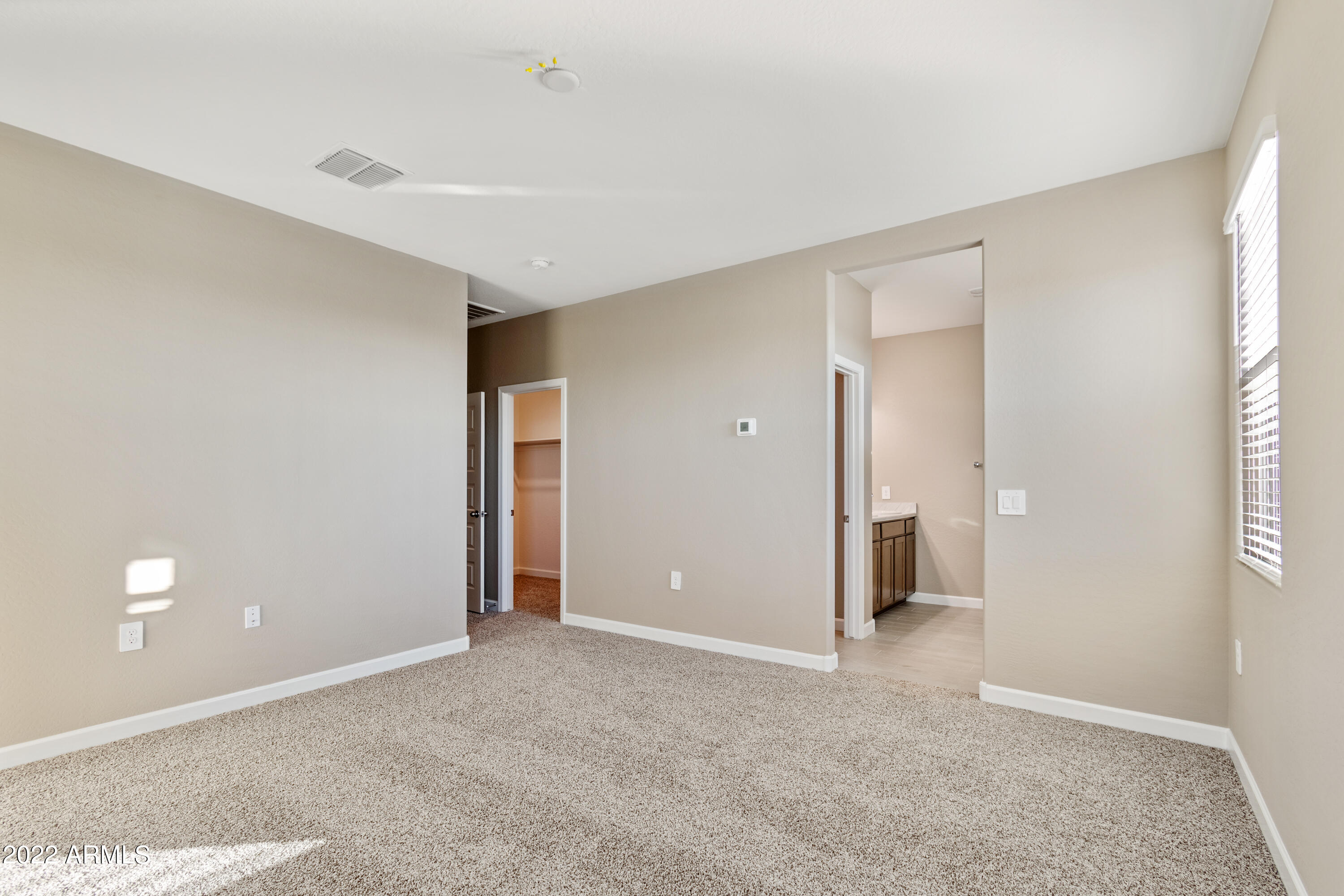 24093 West Zak Road Buckeye, AZ 85326 - Photo 10 of 52 3743_Cardinal_Desert Moon_Buckeye_AZ_DRH
