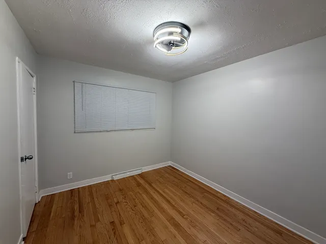 $289,900 | 145 Rice Avenue, Bellwood, IL 60104