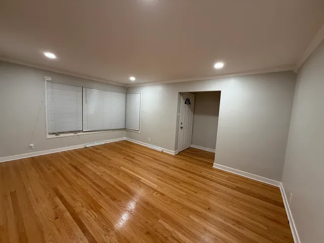 $289,900 | 145 Rice Avenue, Bellwood, IL 60104