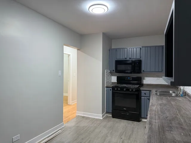 $289,900 | 145 Rice Avenue, Bellwood, IL 60104