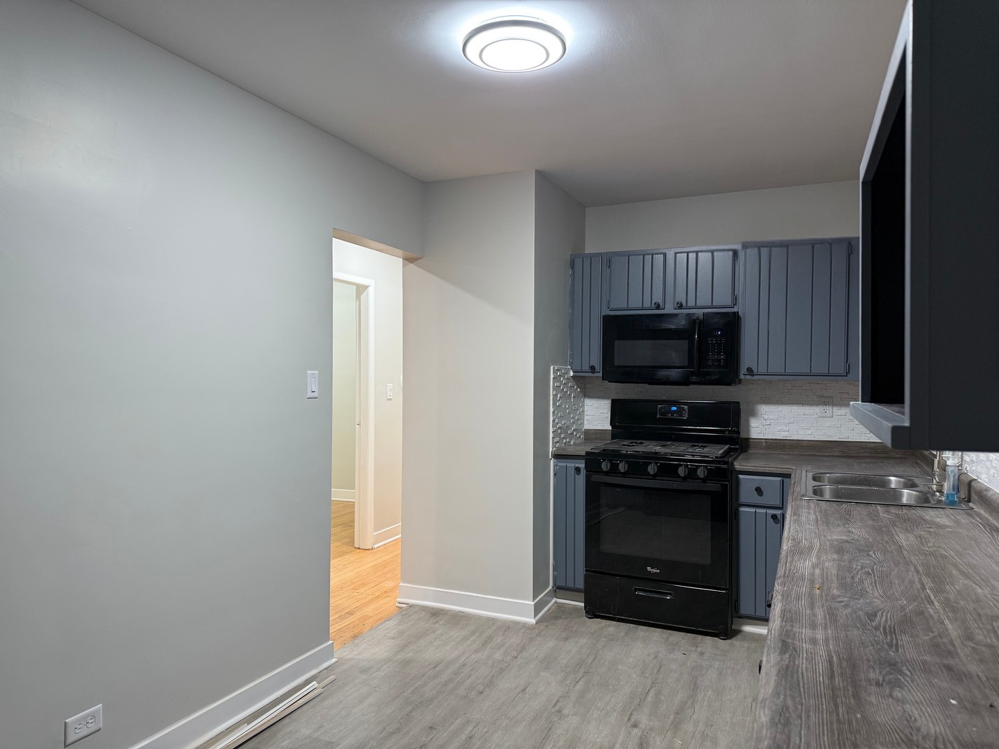 145 Rice Avenue Bellwood, IL 60104 - Photo 5 of 23