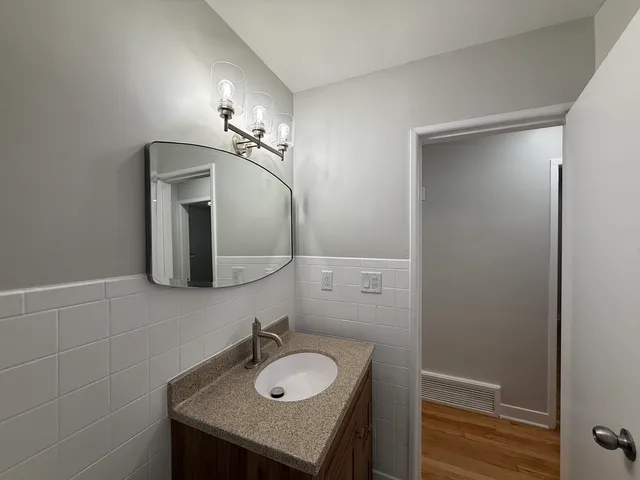 $289,900 | 145 Rice Avenue, Bellwood, IL 60104