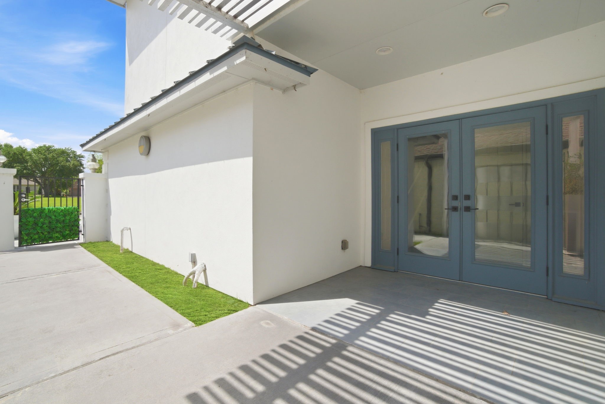 1609 Schooner Point Willis, TX 77318 - Photo 5 of 50