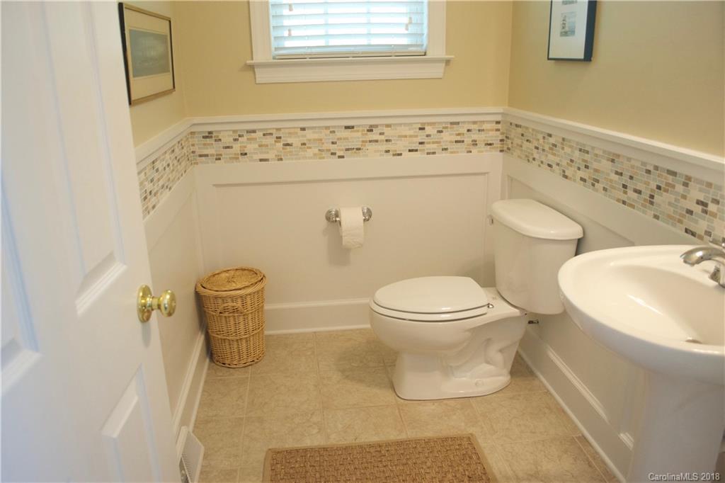 1056 Hunters Run Drive Tega Cay, SC 29708 - Photo 11 of 28 Gallery Image 11