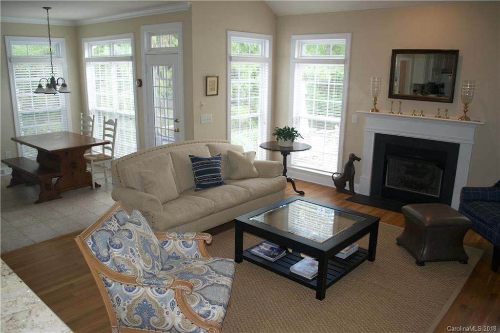 1056 Hunters Run Drive Tega Cay, SC 29708 - Photo 12 of 28 Gallery Image 12