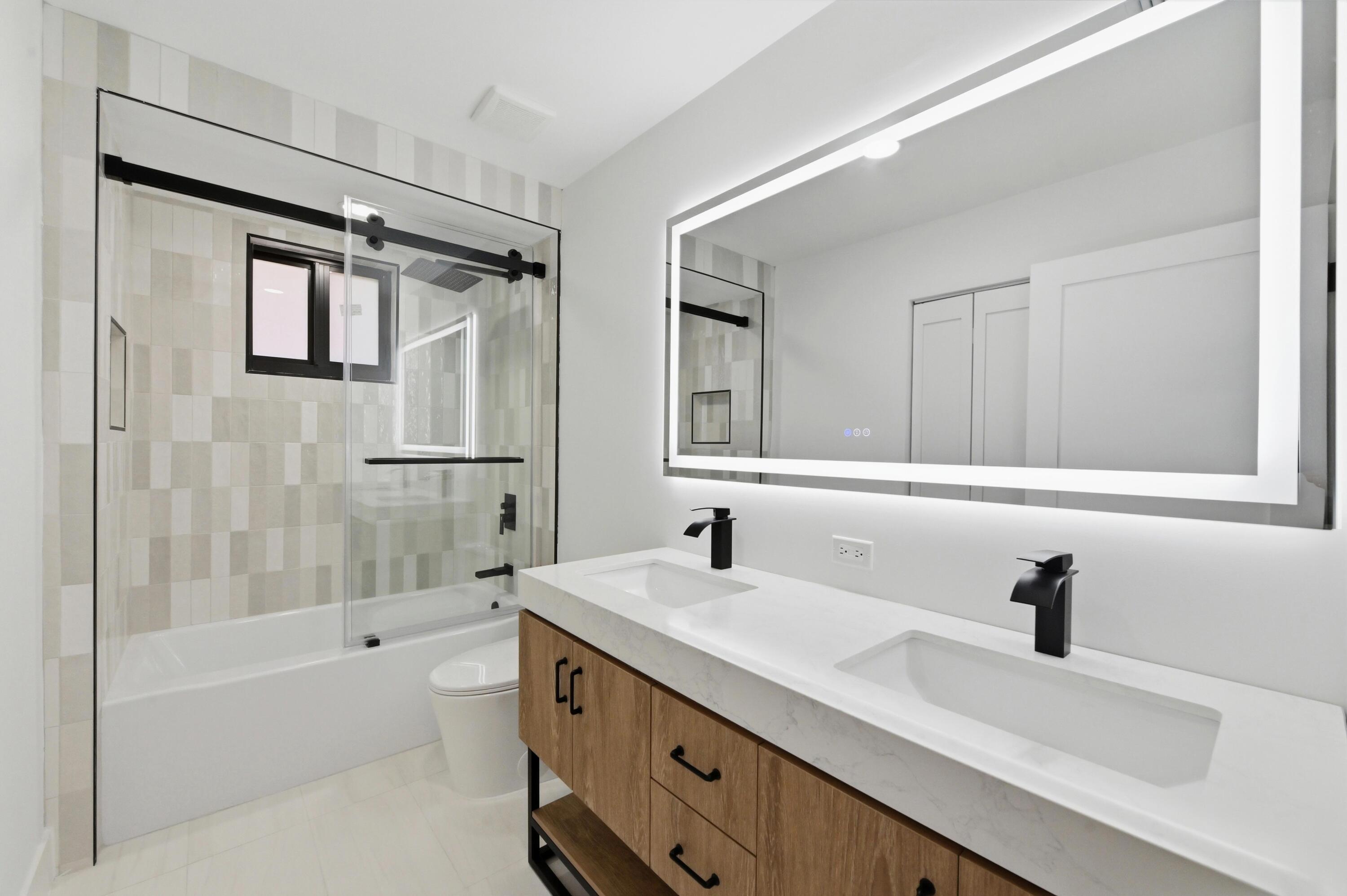 12750 Yardley Drive Boca Raton, FL 33428 - Photo 29 of 54 32 Bathroom 01