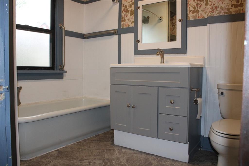 4020 Davis Avenue Homestead, PA 15120 - Photo 31 of 46 a bathroom with a sink toilet and shower