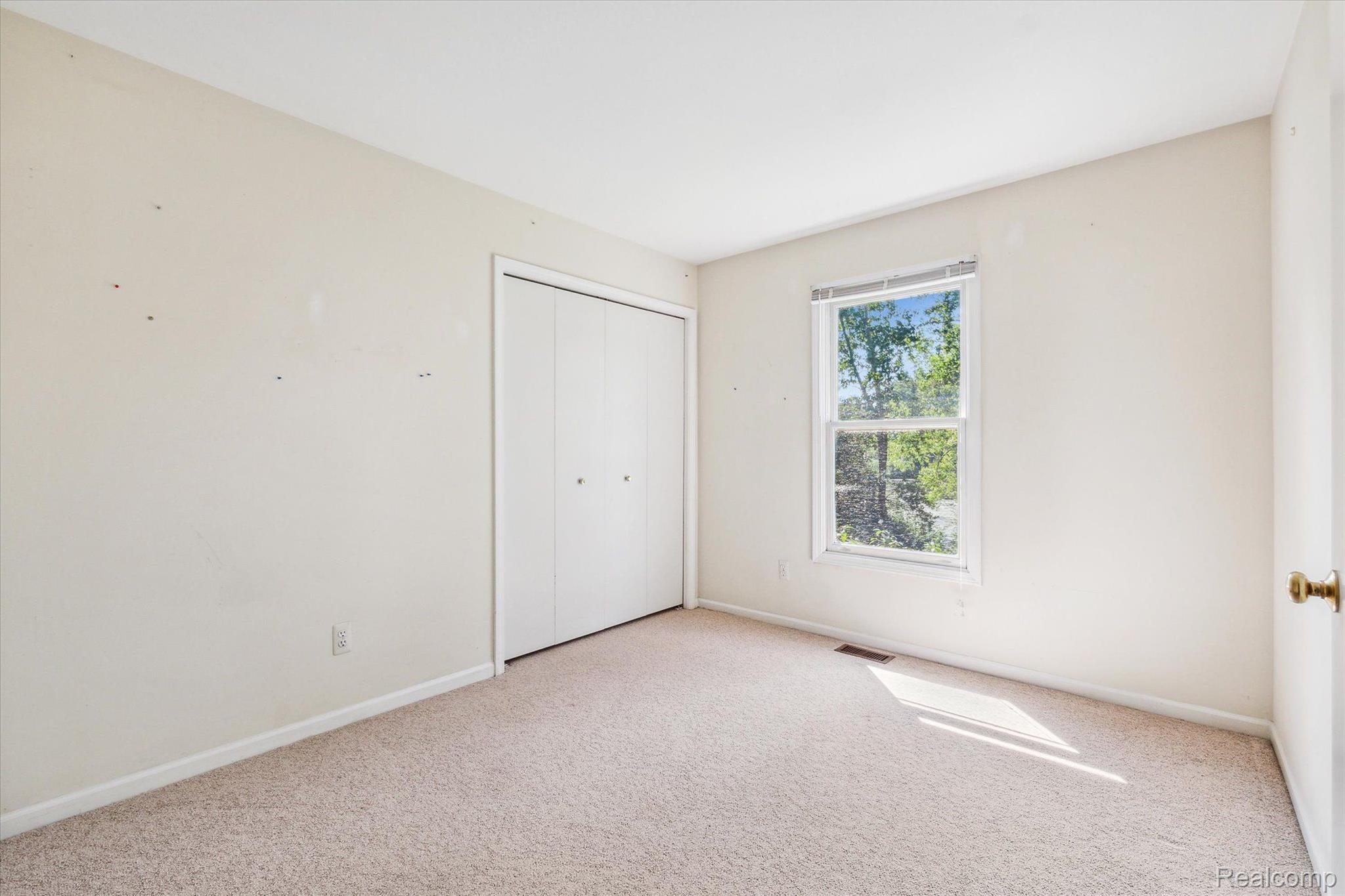 3267 Fairgrove Terrace Rochester, MI 48309 - Photo 24 of 54 Gallery Image 24