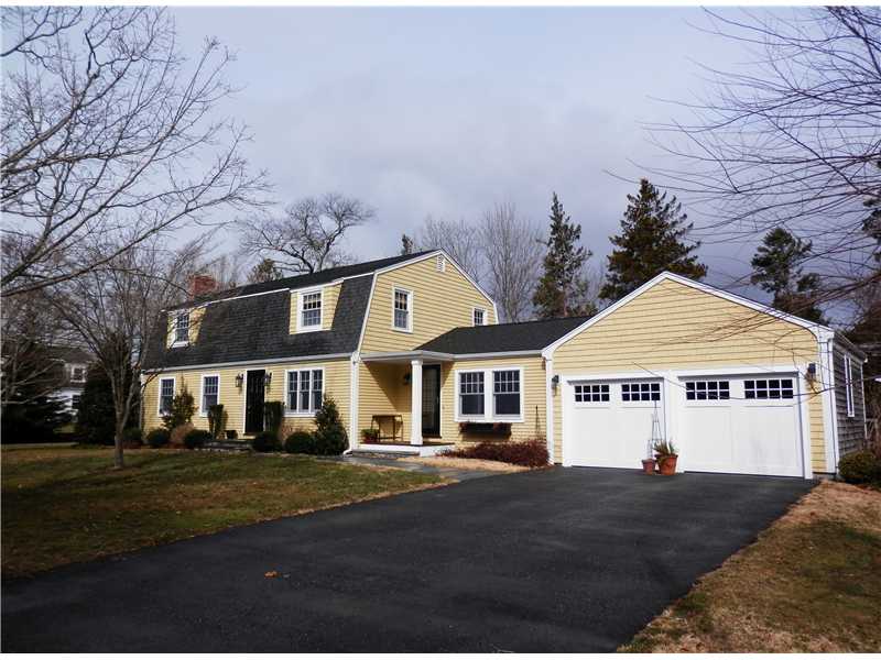 2 Briarfield Road Barrington, RI 02806 - Photo 1 of 17 Exterior Front.