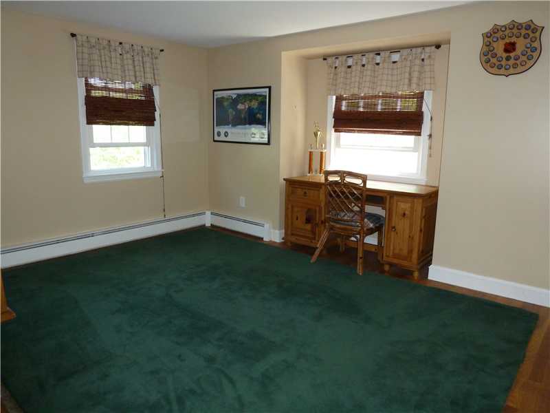 2 Briarfield Road Barrington, RI 02806 - Photo 11 of 17 Bedroom.
