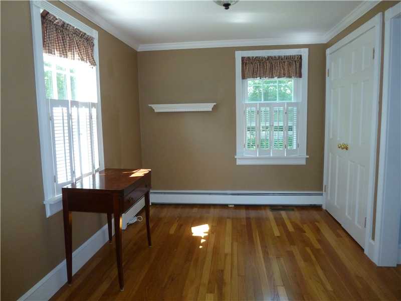 2 Briarfield Road Barrington, RI 02806 - Photo 8 of 17 Studio/Study/Office.