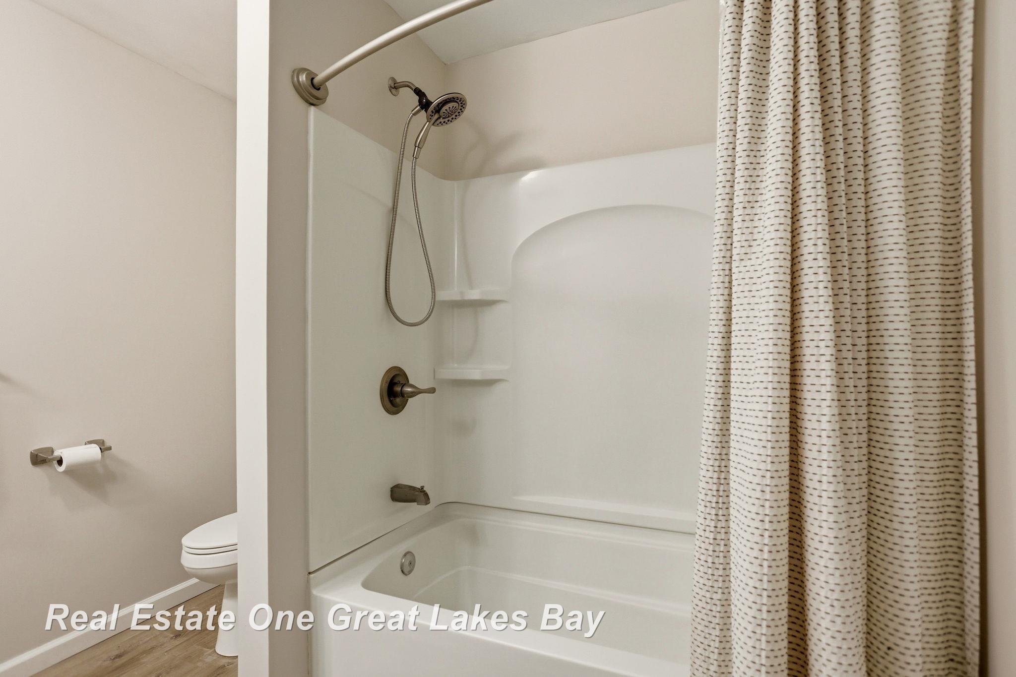7130 Pierce Road Freeland, MI 48623 - Photo 30 of 48 Gallery Image 30