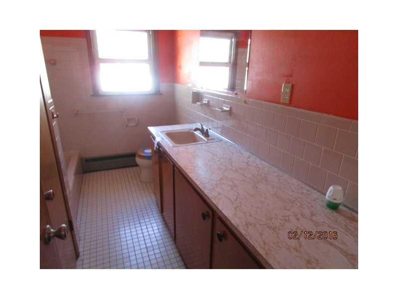 566 Town Farm Road Coventry, RI 02816 - Photo 4 of 6 Bathroom.