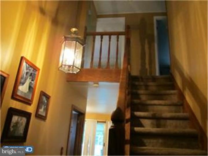 44 Hardy Road Levittown, PA 19056 - Photo 14 of 16 Gallery Image 14