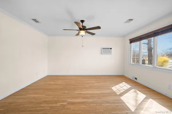 $599,999 | 1255 Udall Road, Bay Shore, NY 11706