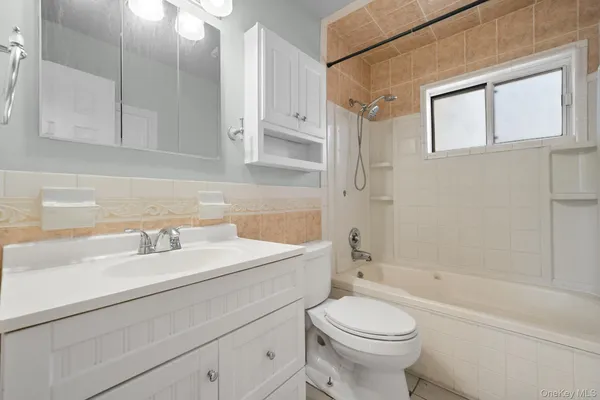 $599,999 | 1255 Udall Road, Bay Shore, NY 11706